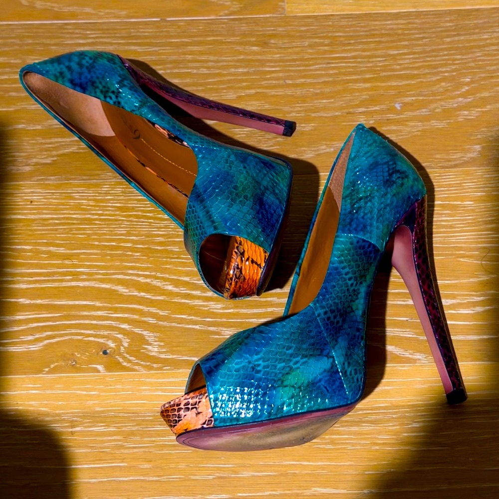 👠 Boutique 9 Blue and Brown Snake Print Classic Peep Toe Heels Size 9 - Picture 6 of 13